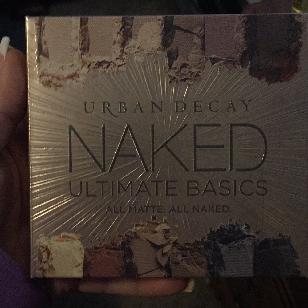 UD naked basics palette